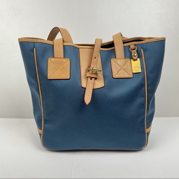Dooney & Bourke Handbags - Dooney & Bourke Canvas Tote Bag